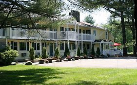 Arbor Inn Stowe